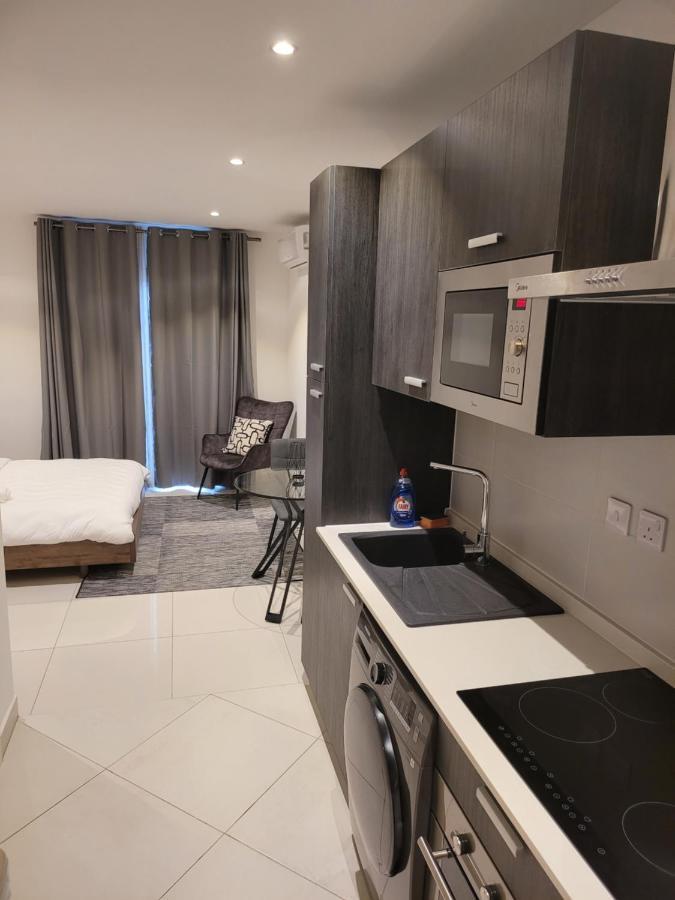 Rt Properties @ The Lennox Airport Residential Accra Eksteriør bilde